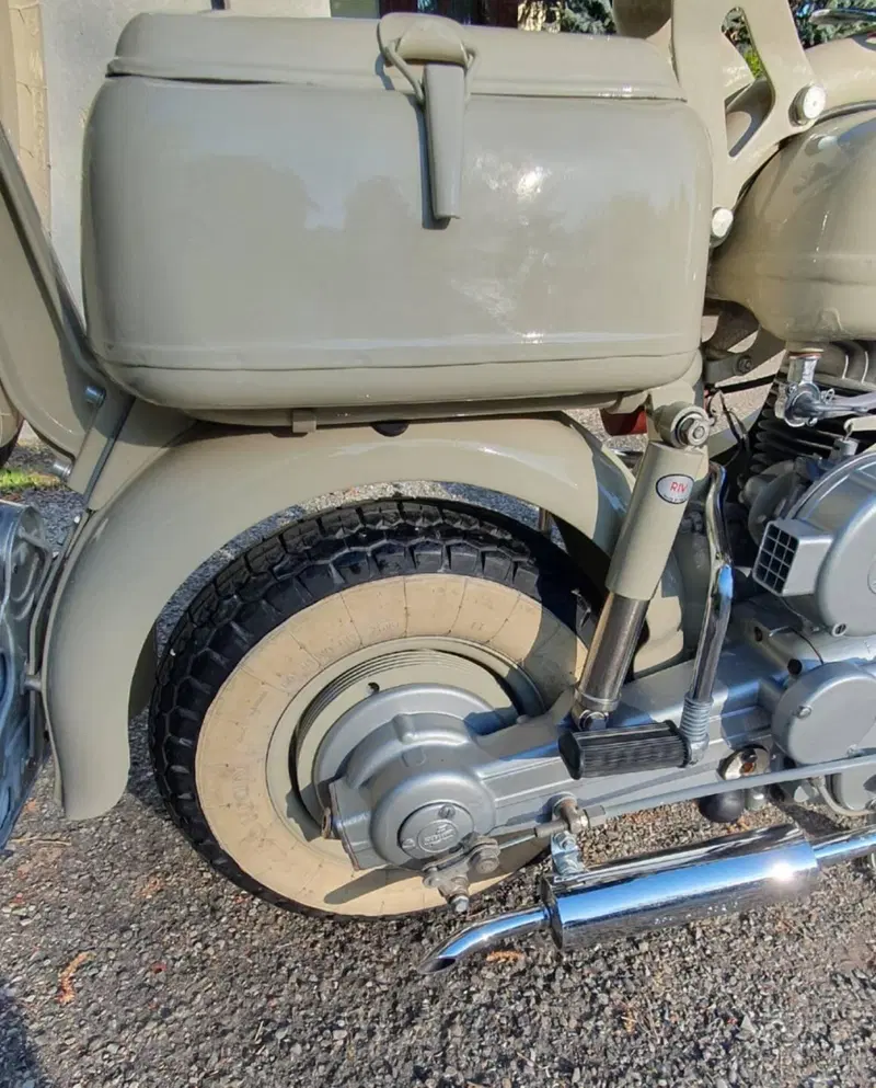 Innocenti Lambretta 150D Targa Oro FMI (11)