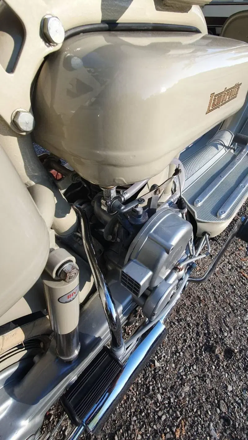 Innocenti Lambretta 150D Targa Oro FMI (12)