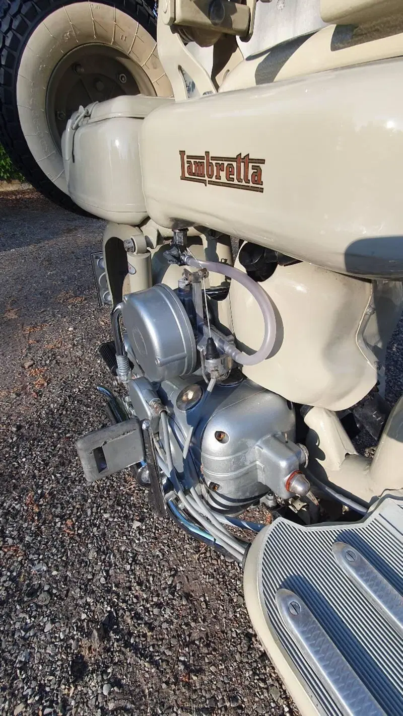 Innocenti Lambretta 150D Targa Oro FMI (13)