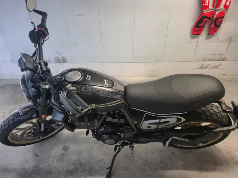 Ducati Scrambler 800 Full Throttle (2025 - 26) (2)