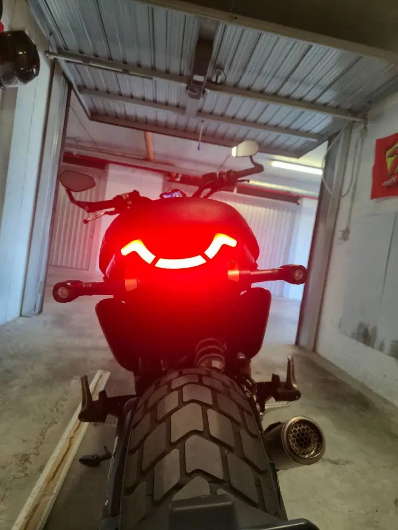 Ducati Scrambler 800 Full Throttle (2025 - 26) (10)