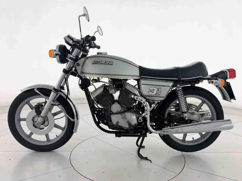 Moto Morini 350 GT (2)