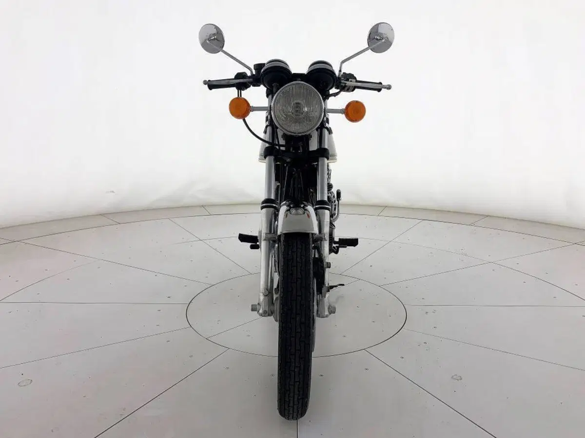 Moto Morini 350 GT (3)