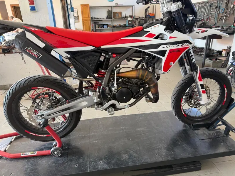 Fantic Motor XM 50 Motard Performance 2T (2021 - 22)