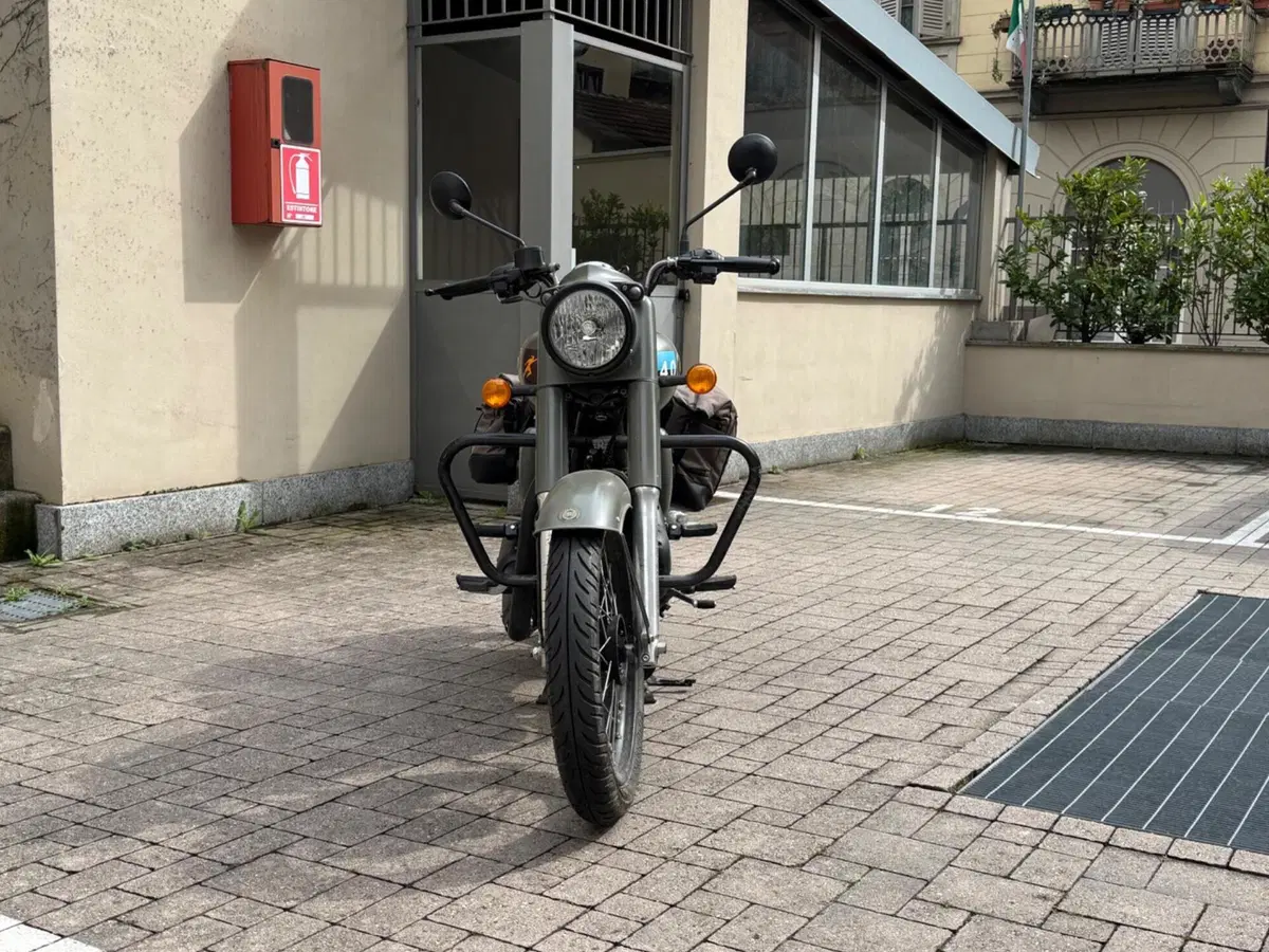 Royal Enfield Bullet 350 (2024 - 26) (5)
