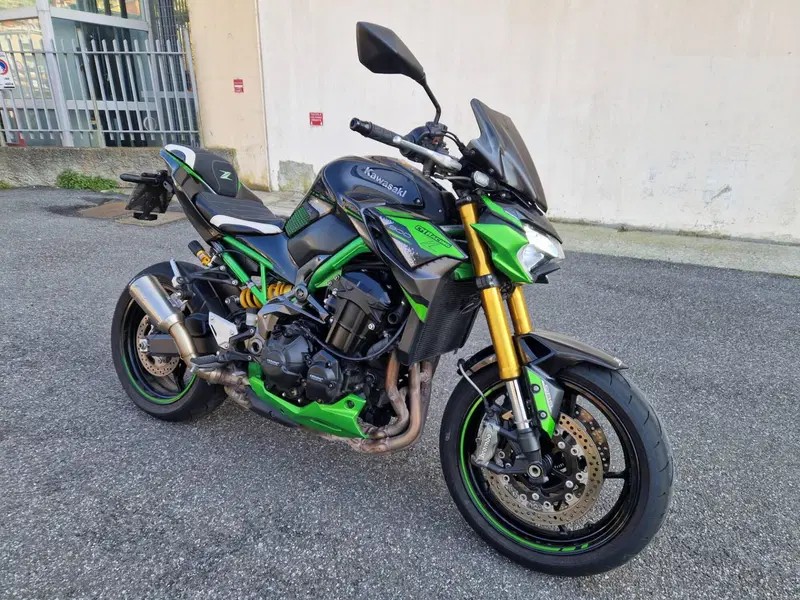Kawasaki Z 900 SE (2022 - 24) (2)