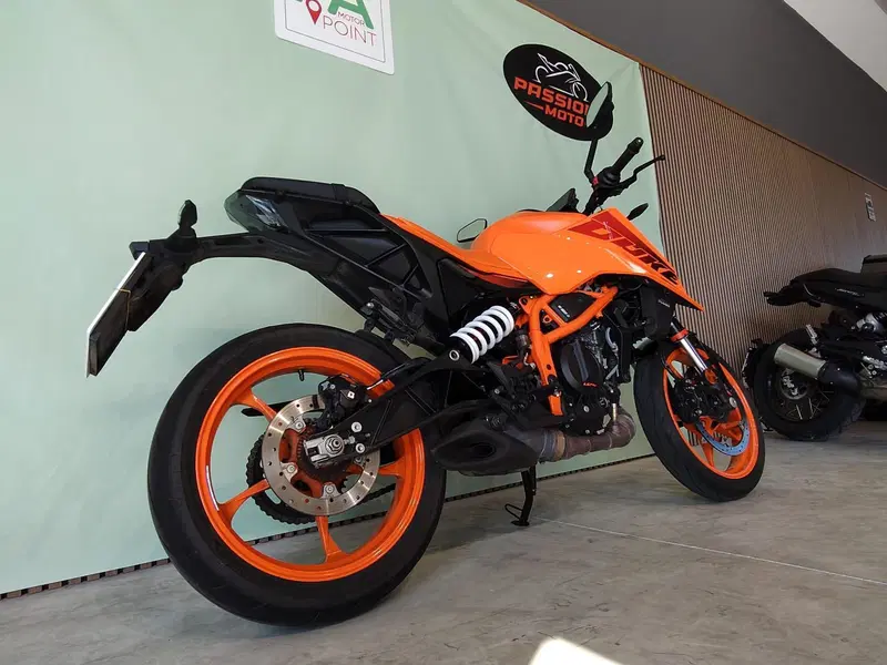 KTM 390 Duke (2024 - 25) (4)