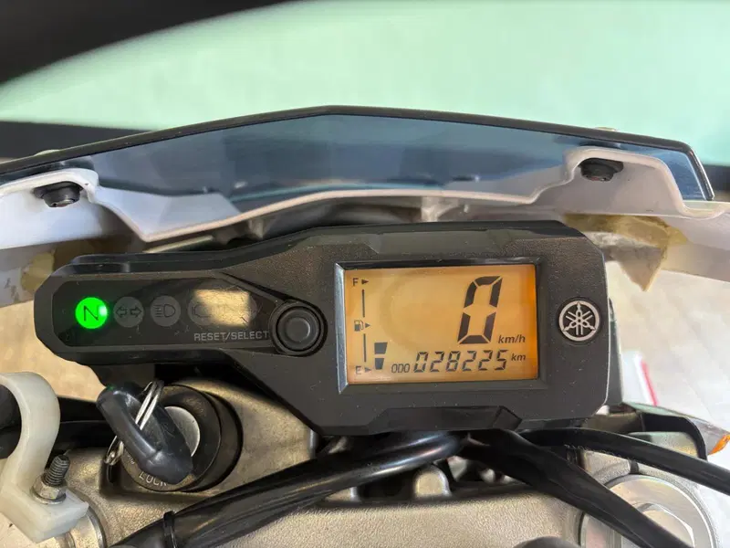 Yamaha WR 125 R (2009 - 12) (5)