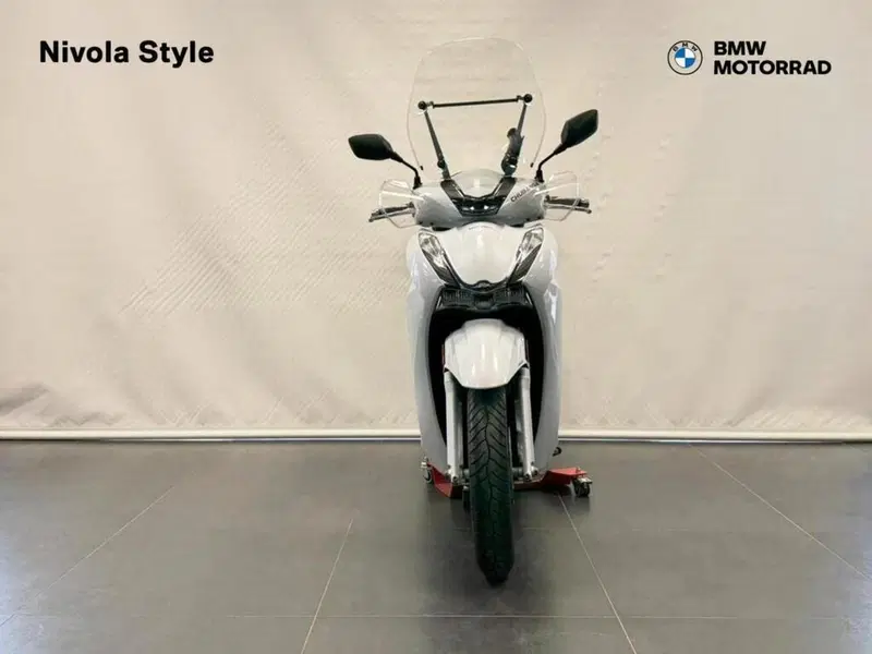 Honda SH 350 (2021 - 24) (3)
