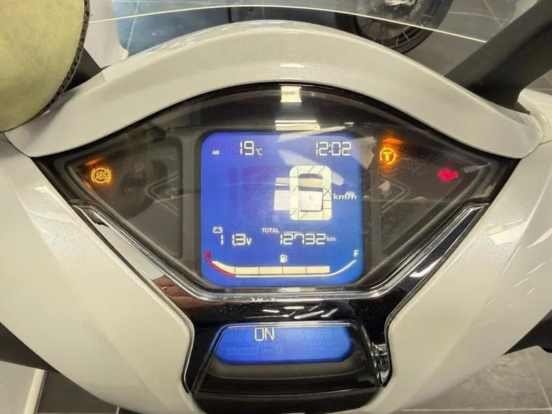 Honda SH 350 (2021 - 24) (7)