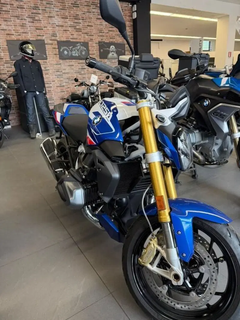 Bmw R 1250 R (2021 - 25)