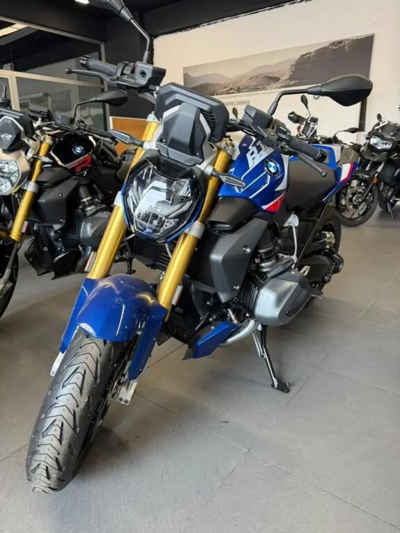Bmw R 1250 R (2021 - 25) (2)