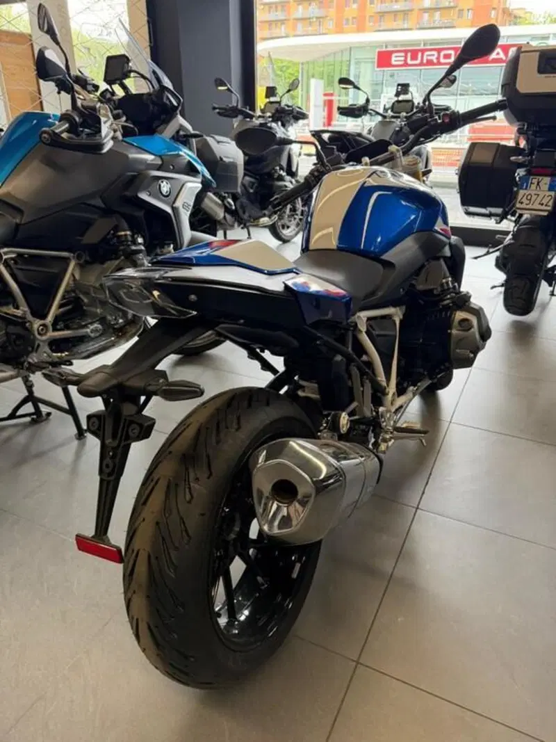 Bmw R 1250 R (2021 - 25) (3)