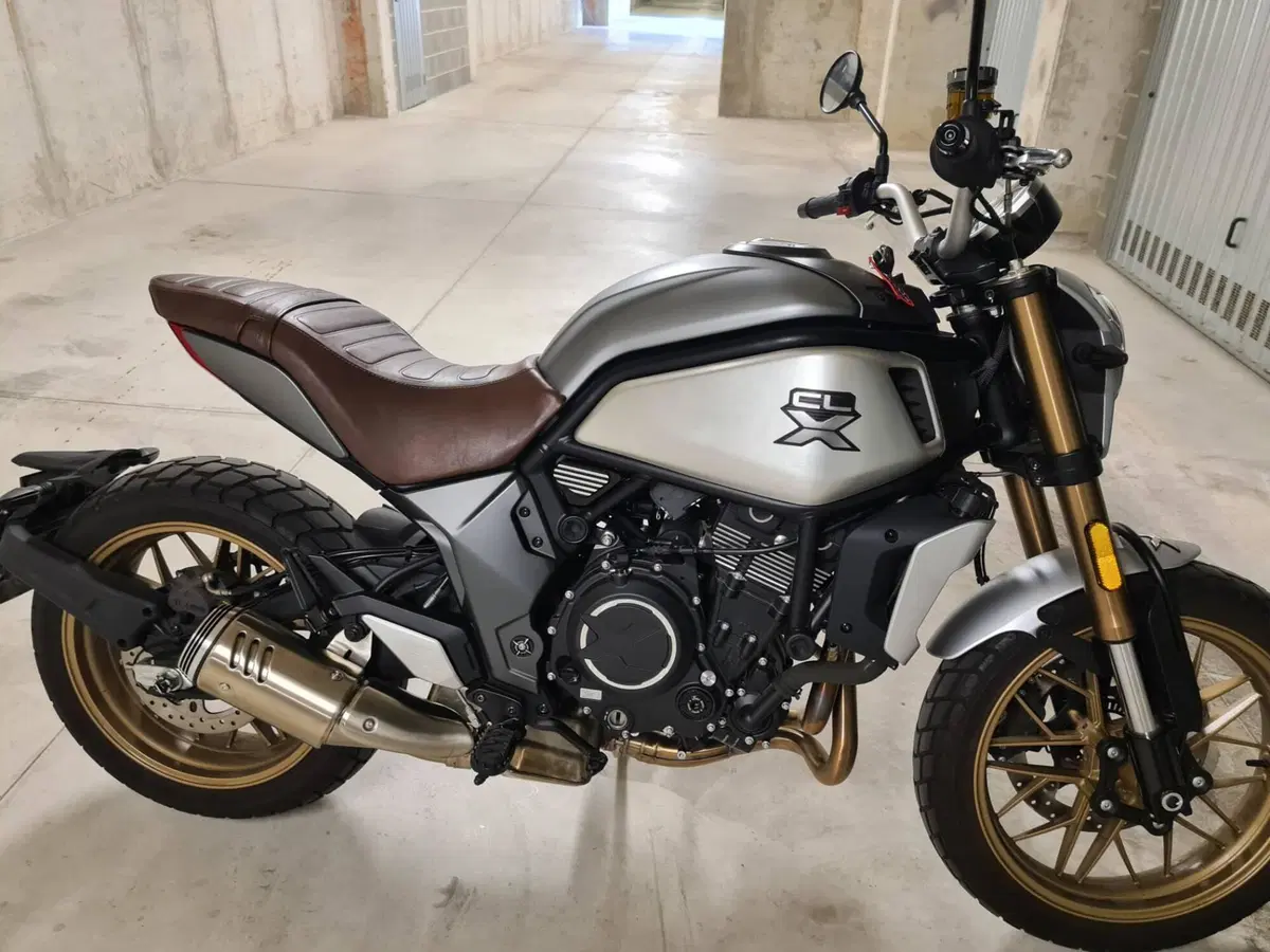 CFMOTO 700CL-X Heritage (2021 - 26) (5)