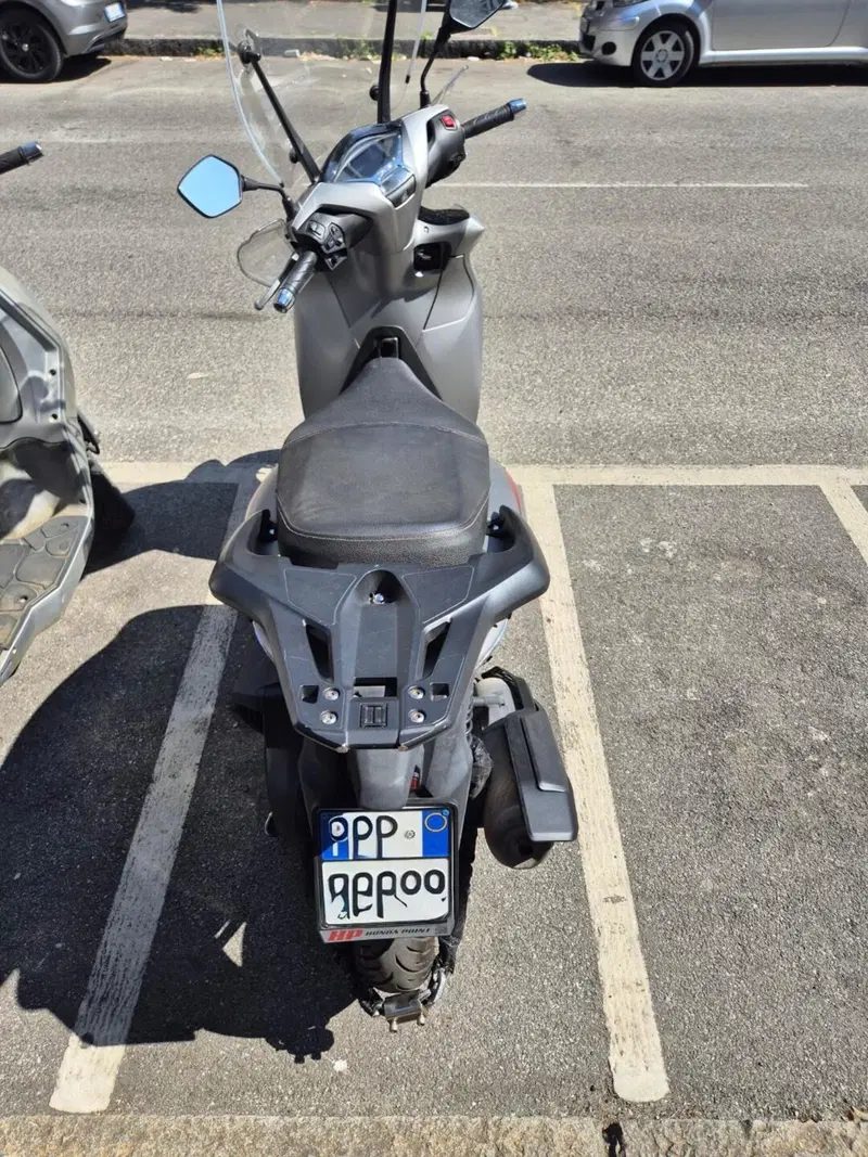 Honda SH 350 Sport (2021 - 24) (2)