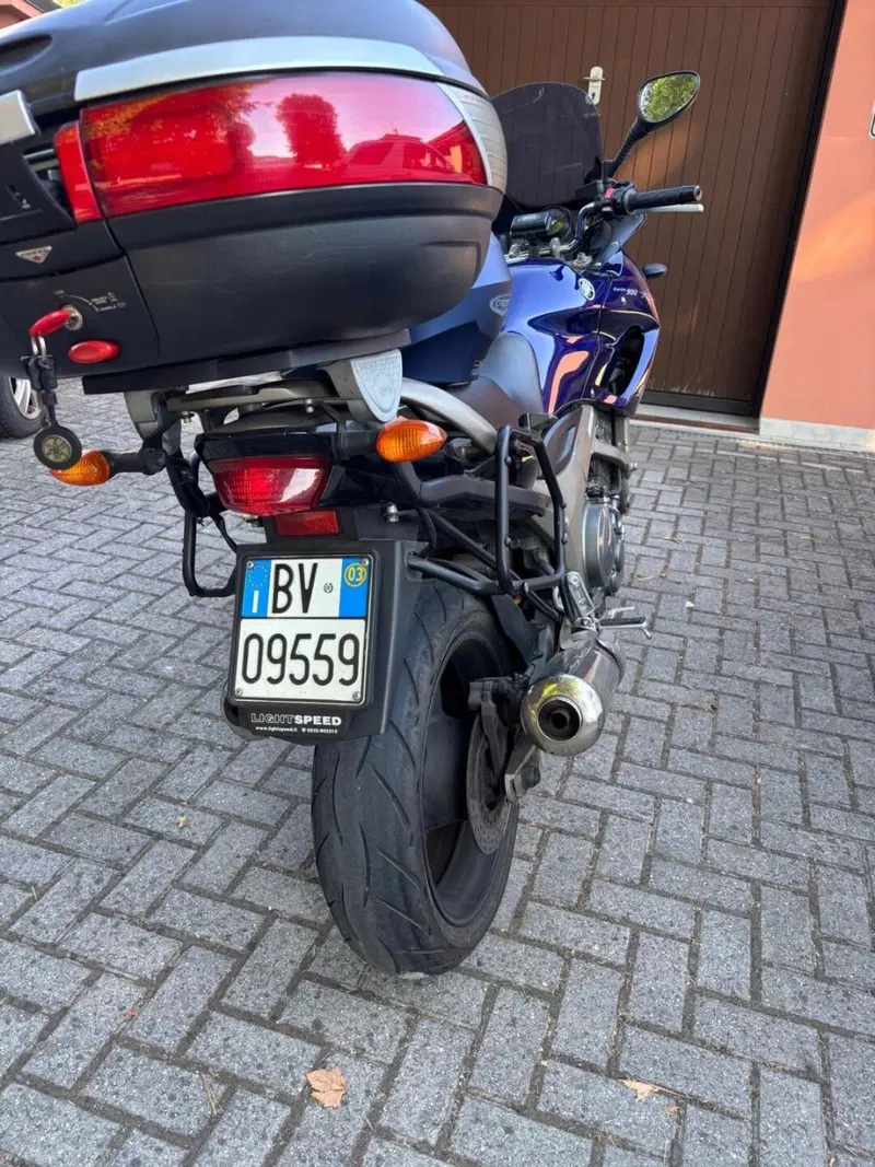Yamaha TDM 900 (2002 - 14) (3)