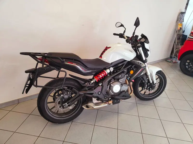 Benelli BN 302 S (2019 - 20) (10)