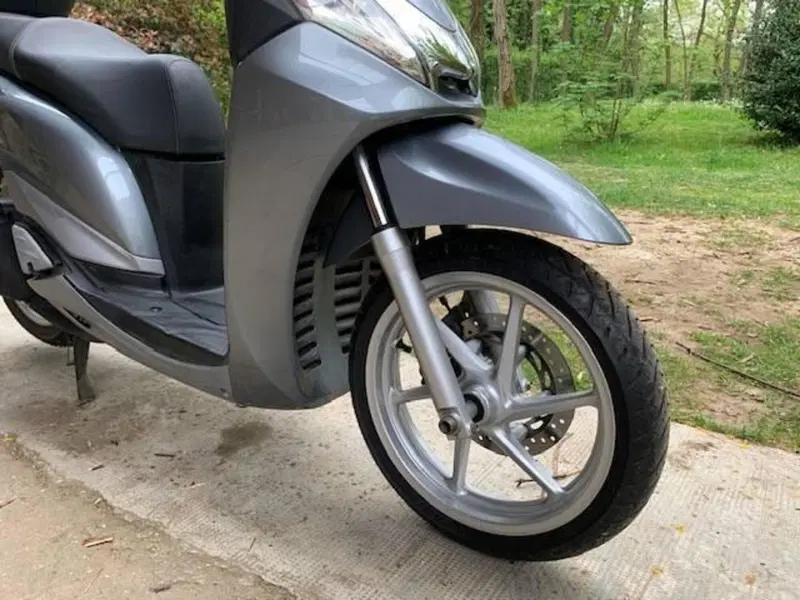 Honda SH 300 i (2011 - 14) (5)