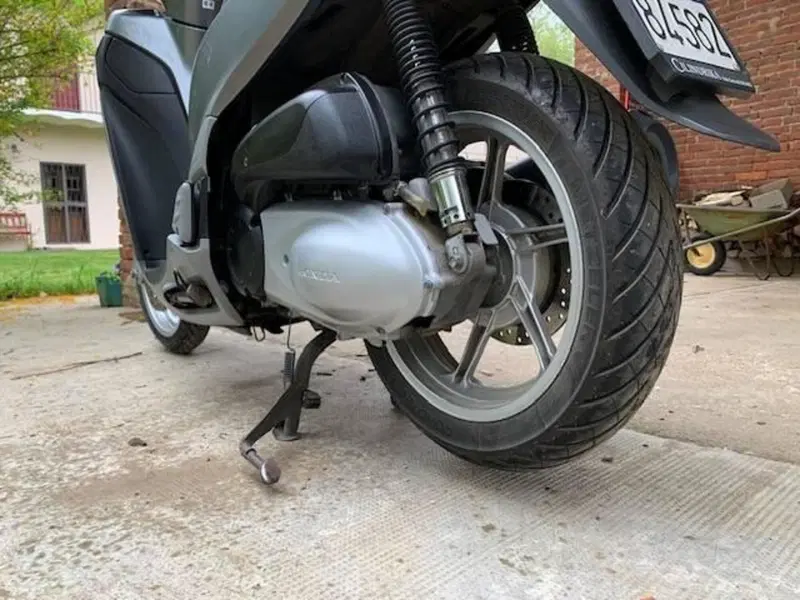 Honda SH 300 i (2011 - 14) (6)