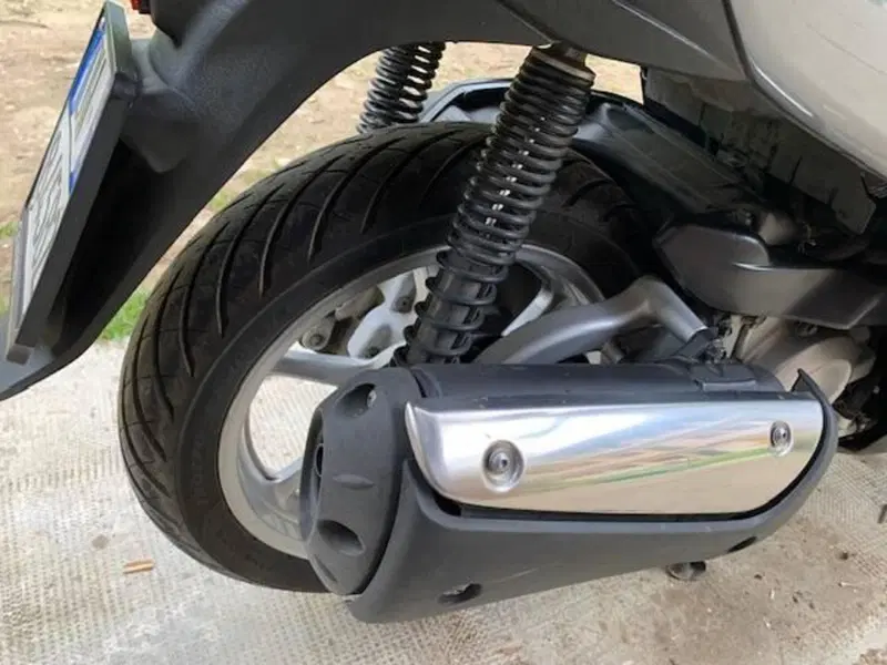 Honda SH 300 i (2011 - 14) (7)