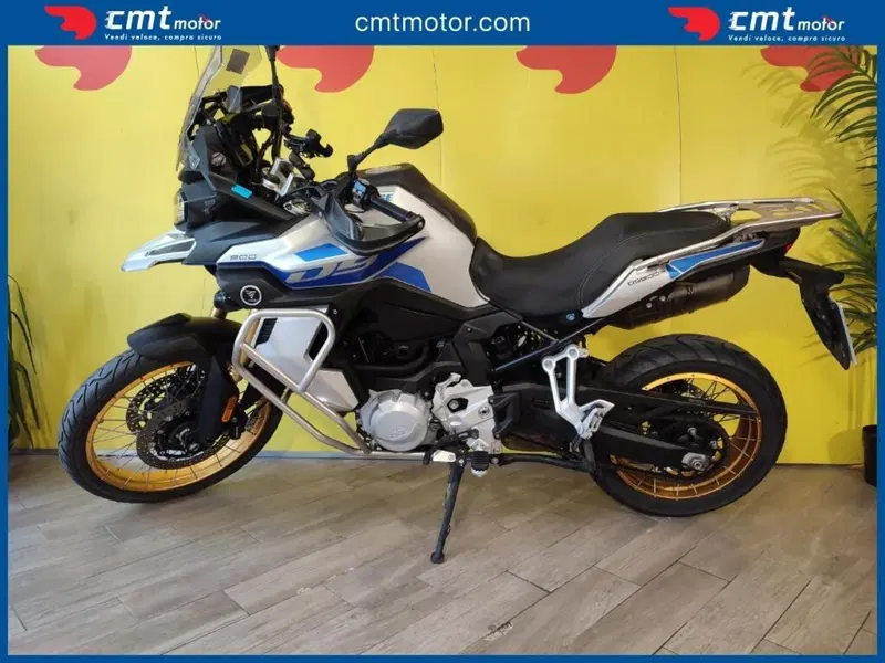 Voge Valico 900DSX (2024 - 26) (3)