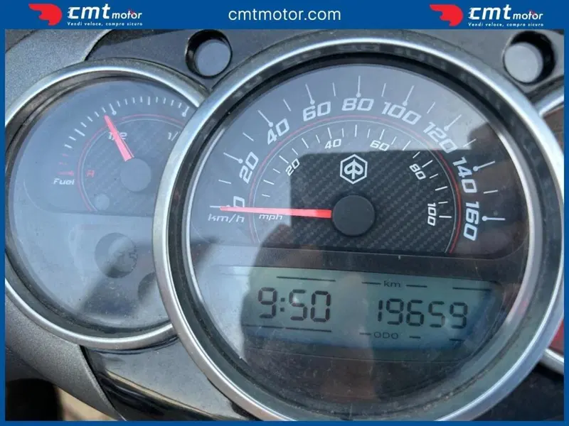 Piaggio Beverly 350 SportTouring ie ABS (2011 - 17) (5)