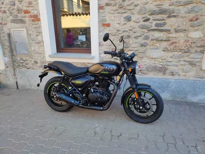 Royal Enfield HNTR 350 (2022 - 26) nuova