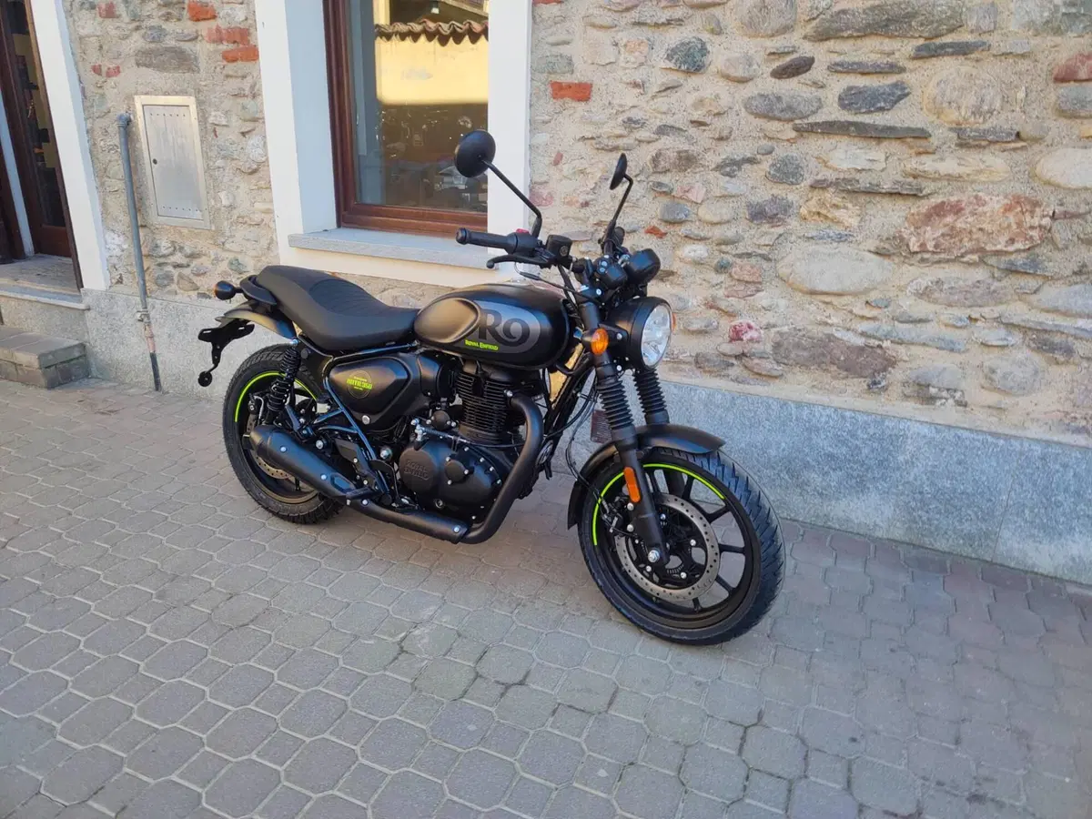 Royal Enfield HNTR 350 (2022 - 26) (2)