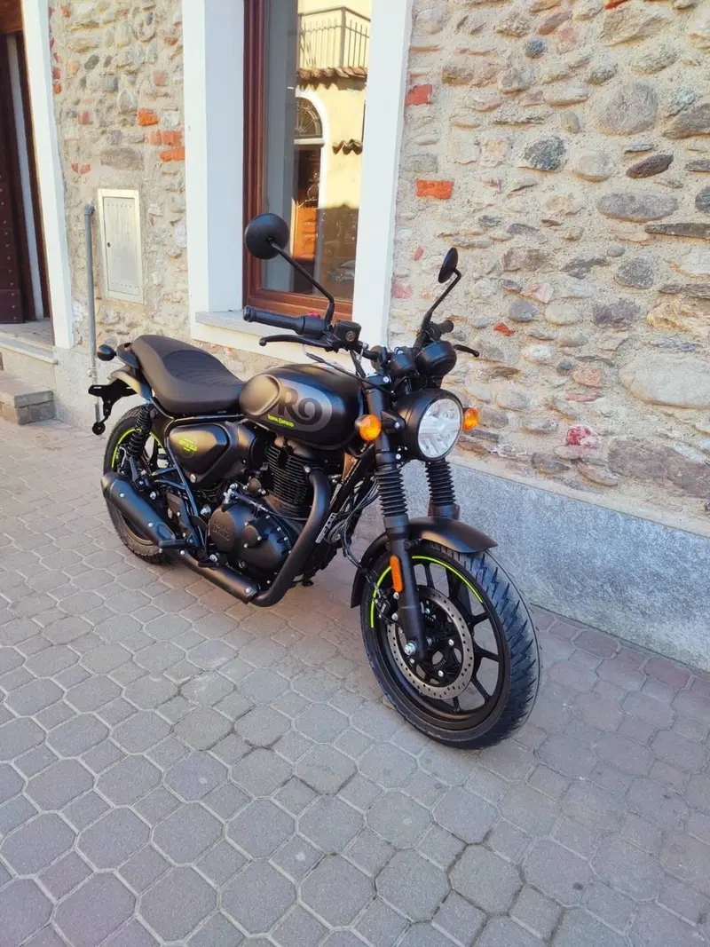 Royal Enfield HNTR 350 (2022 - 26) (8)