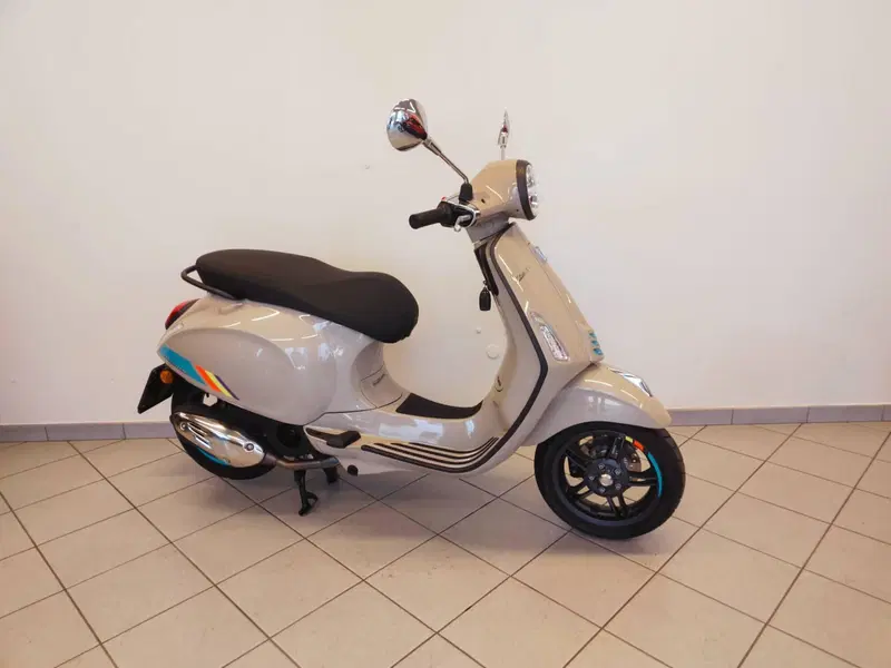 Vespa Primavera 150 S (2023 - 25) (2)