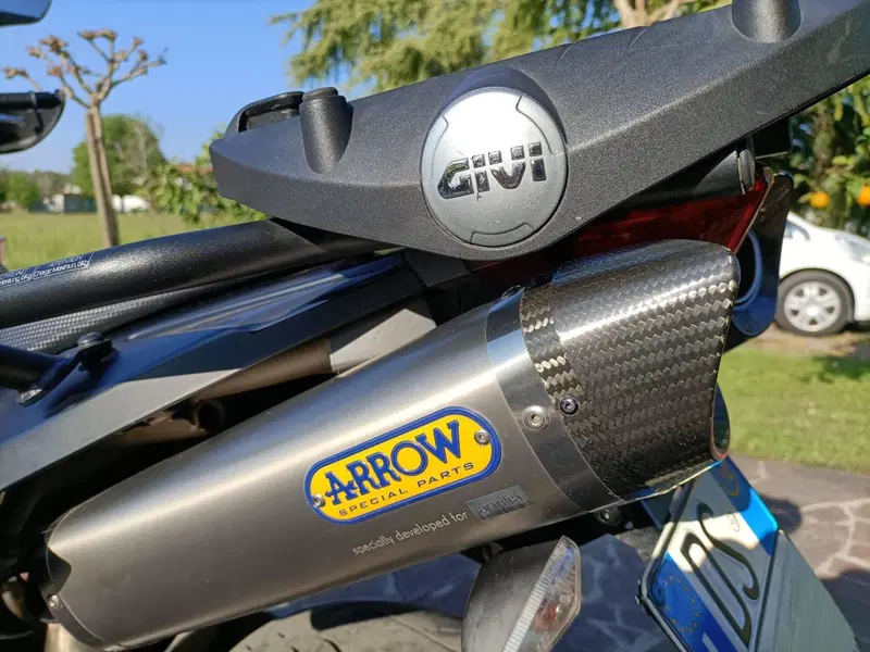 Aprilia Dorsoduro 750 (2009 - 14) (8)