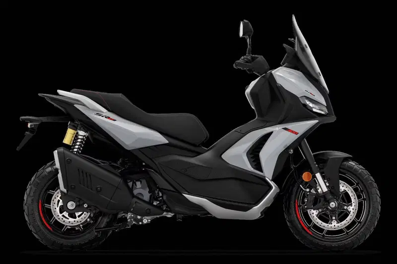 Aprilia SR GT 400 (2026) (10)