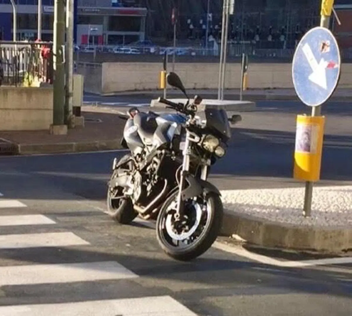 Bmw F 800 R (2009 - 11) (3)