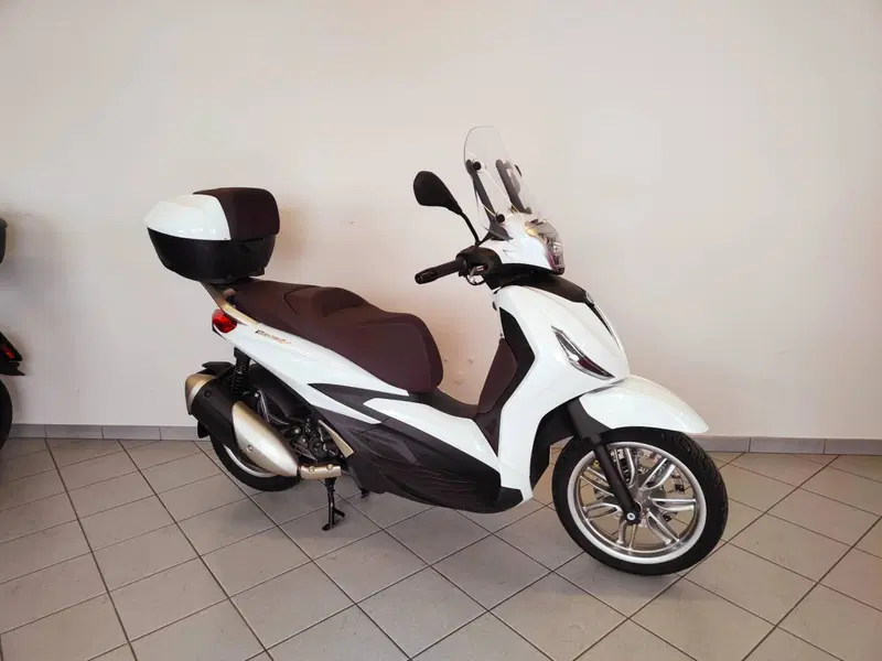 Piaggio Beverly 300 ABS-ASR (2021 - 25) (8)