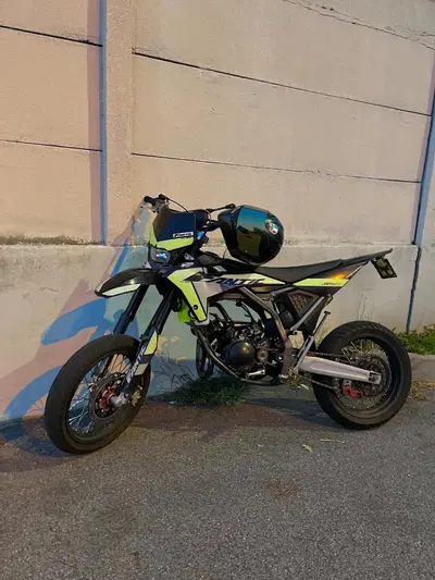 Fantic Motor Motard 50 Performance 2t (2020) usata