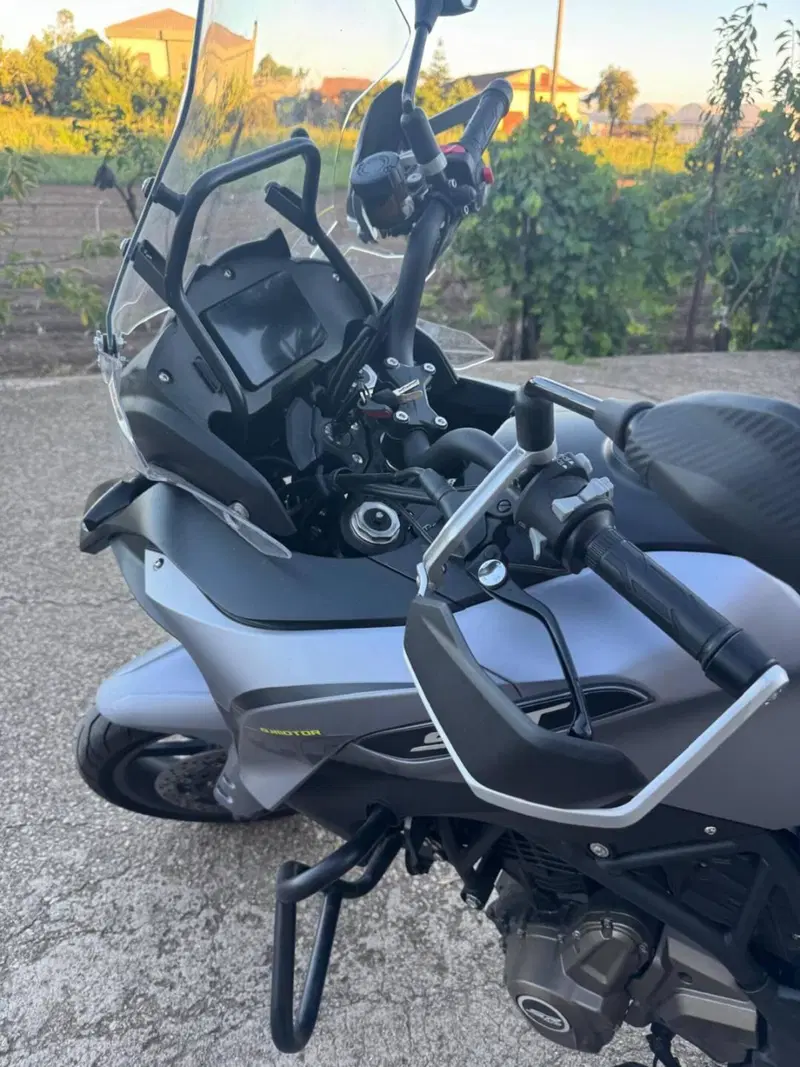 QJ Motor SRT 700 (2024 - 25) (4)