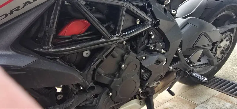 MV Agusta Dragster 800 RR (2021 - 23) (14)