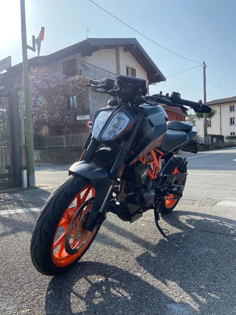 KTM 125 Duke (2021 - 23) (5)
