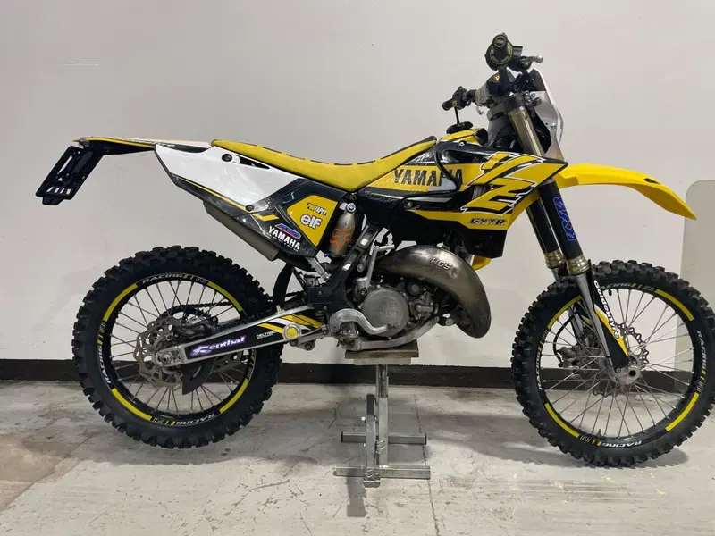 Yamaha YZ 125 (2018) (4)