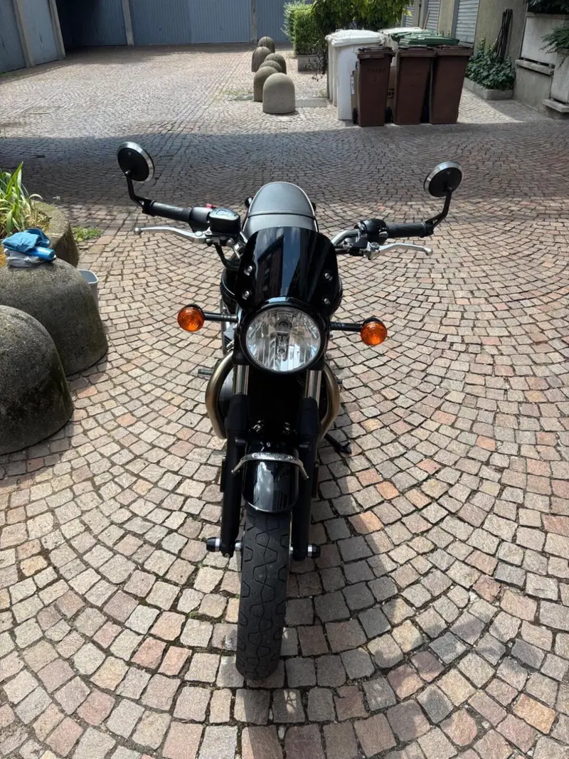 Triumph Bonneville T100 (2021 - 25) (3)
