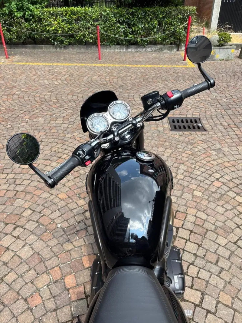 Triumph Bonneville T100 (2021 - 25) (4)