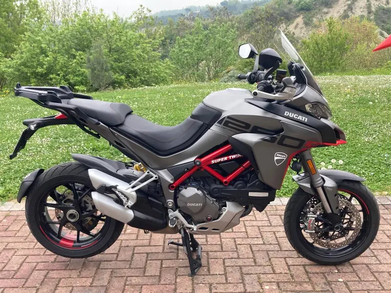 Ducati Multistrada 1260 S Grand Tour (2020) (2)