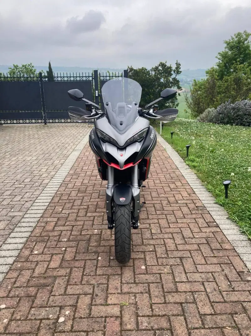 Ducati Multistrada 1260 S Grand Tour (2020) (4)