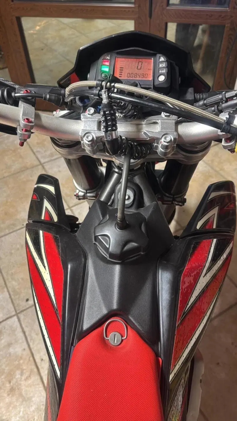 Aprilia SXV 550 (2007 - 14) (2)