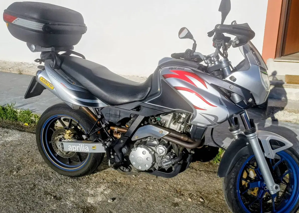 Aprilia Pegaso 650 Strada (2005 - 11)