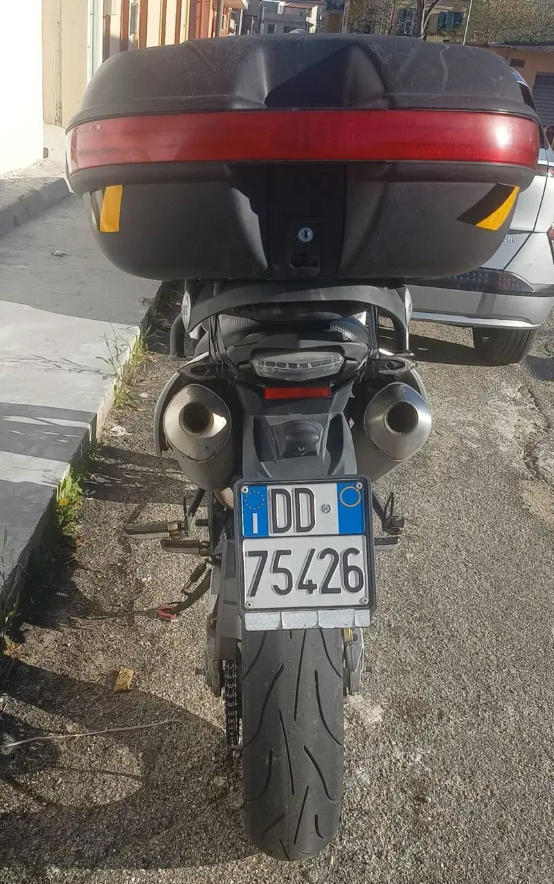 Aprilia Pegaso 650 Strada (2005 - 11) (4)