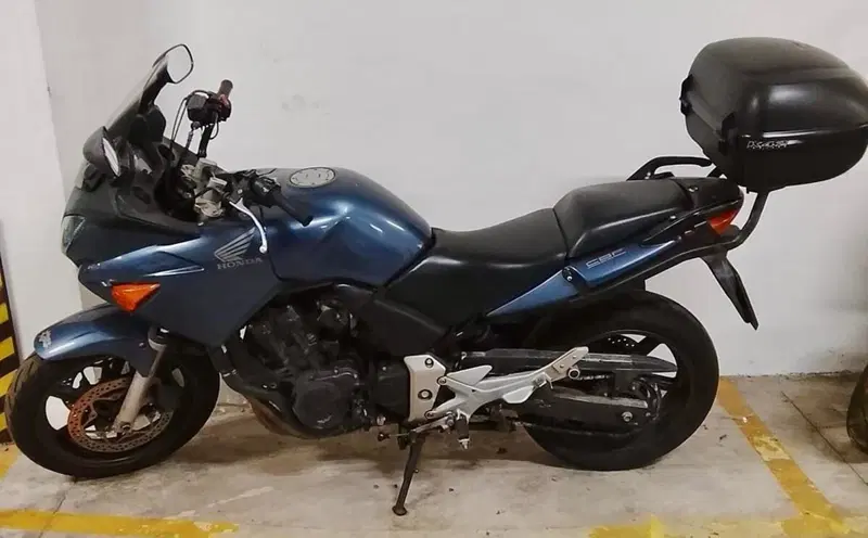 Honda CBF 600 (2004 - 06) (2)