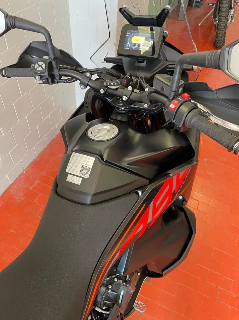 KTM 790 Adventure (2023 - 24) (9)