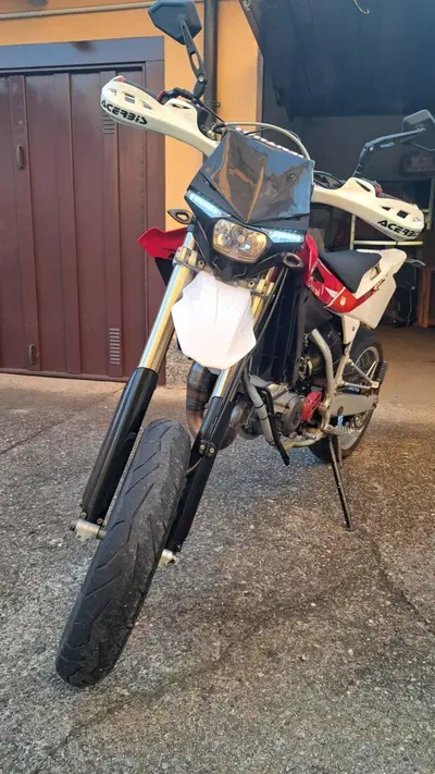 Husqvarna SM 125 (2008) usata
