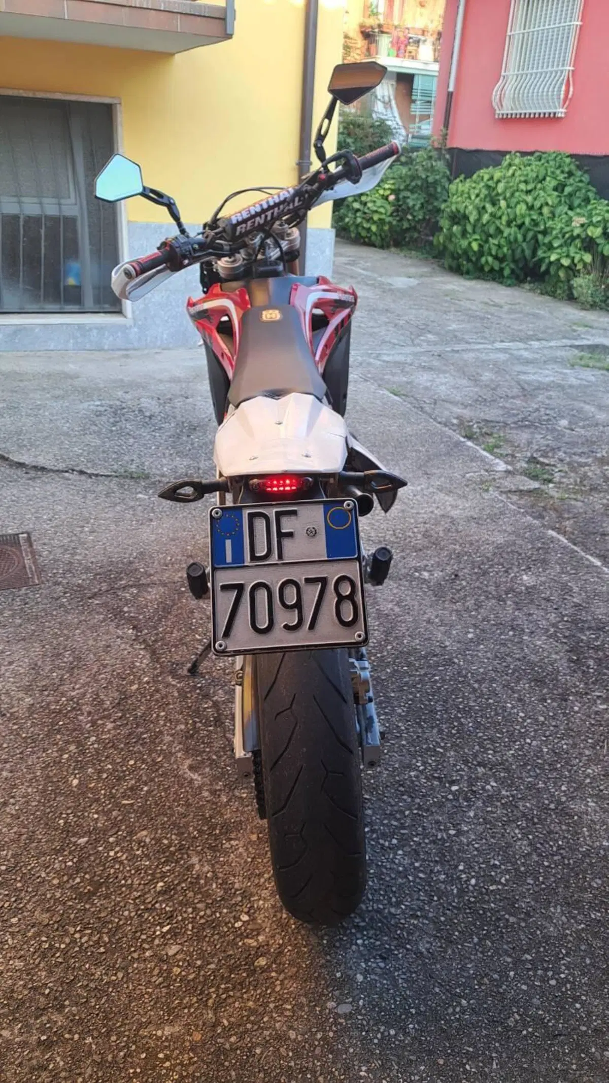 Husqvarna SM 125 (2008) (3)